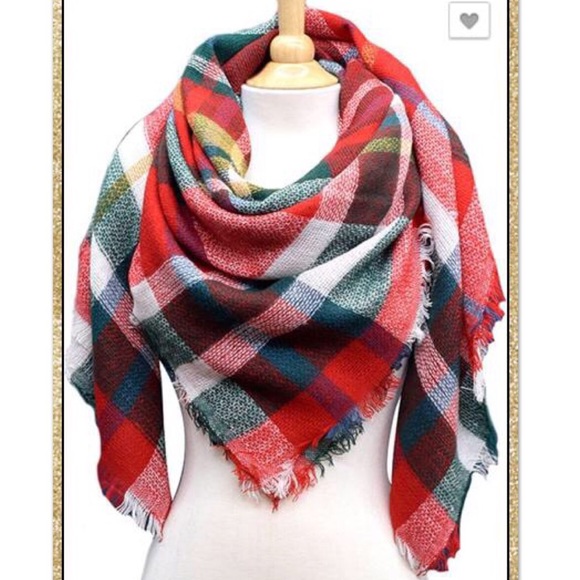 Accessories - ‘Merry & Bright’ Plaid Blanket Scarf